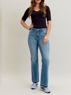 Judy Blue Hi Rise Slim Bootcut Jean 88626 Tummy Control Released Hem Stretch 16W